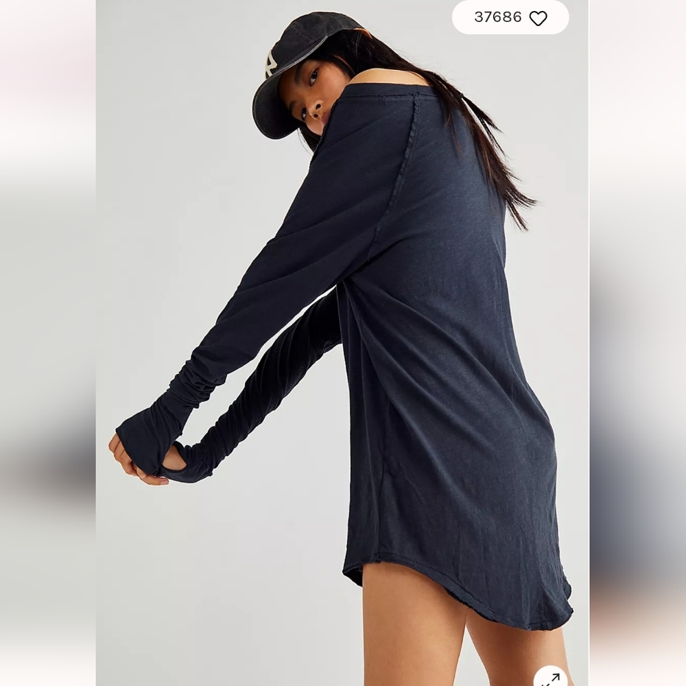 NWT FREE PEOPLE ARDEN TEE- BLACK - Picture 3 of 6